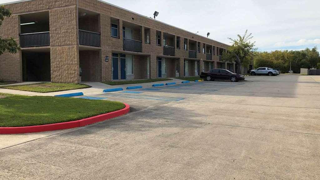 Motel 6-La Place, La Exteriör bild